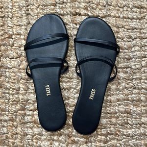 Tkees Gemma Sable Size 9